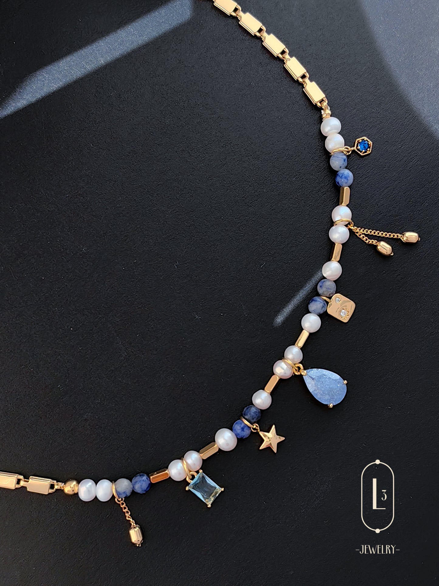 Nature | Vintage Pearl & Zircon Necklace