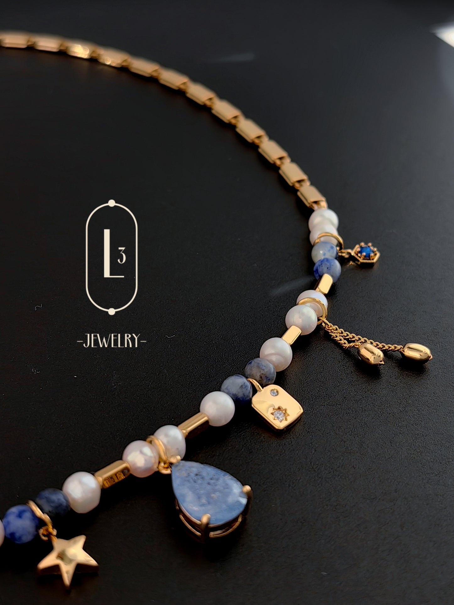 Nature | Vintage Pearl & Zircon Necklace