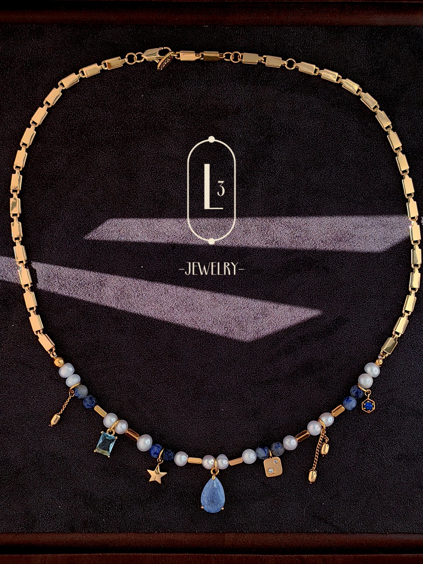 Nature | Vintage Pearl & Zircon Necklace
