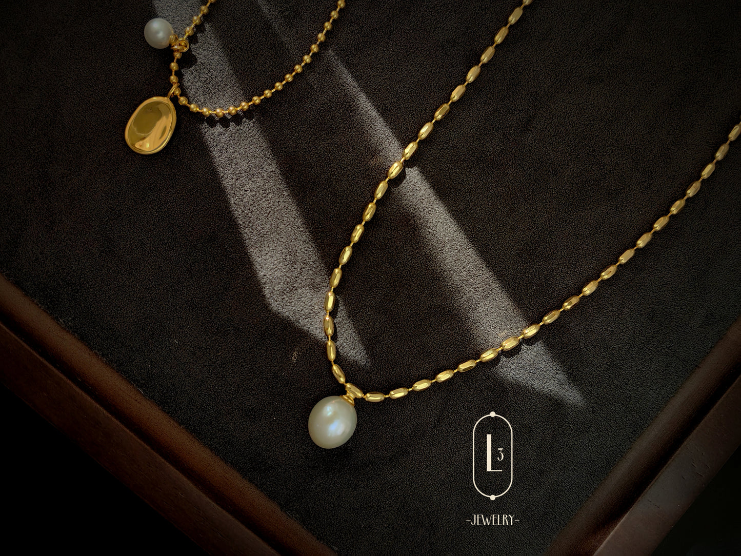 Nature | Vintage Pearl Beaded Necklace