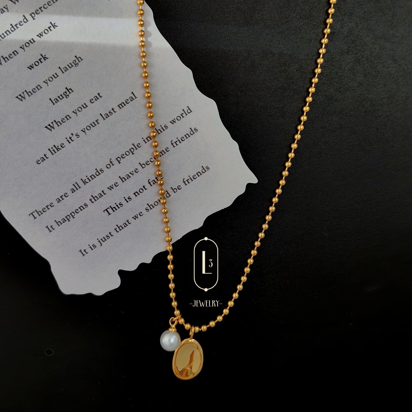 Nature | Vintage Pearl Beaded Necklace