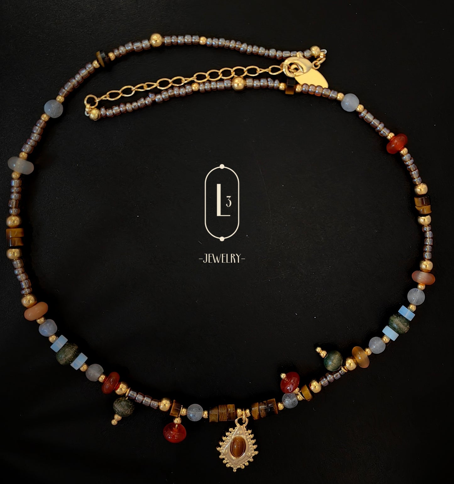 Nature | Melad Oval Pendant Necklace